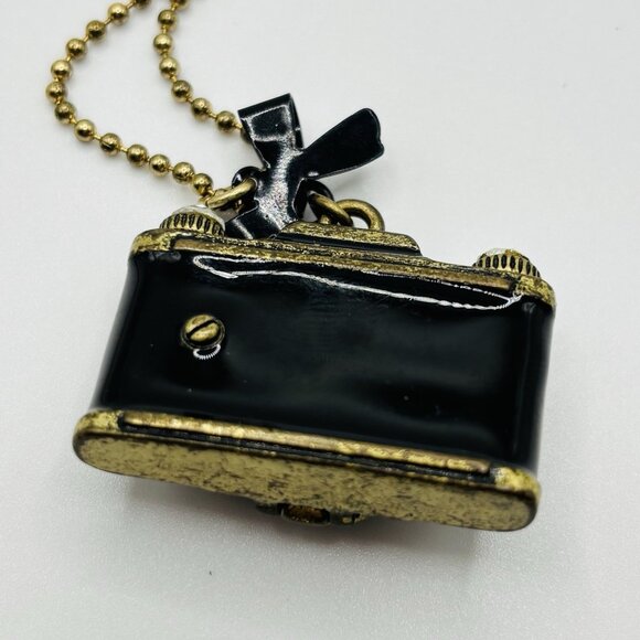 Betsy Johnson Silver Tone Camera  Black Enamel And Rhinestones Necklace - Picture 5 of 7